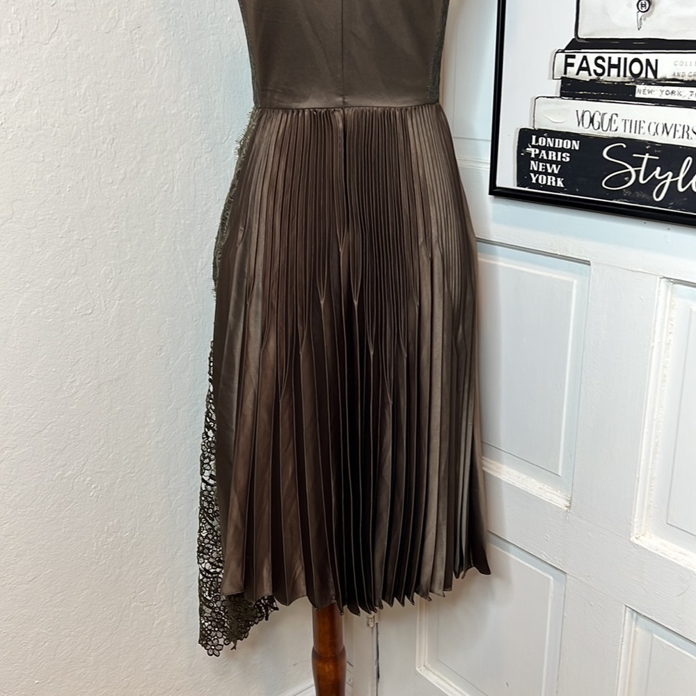 Karen Millen Brown Pleated Midi Dress with Lace Detail Size 4 - Picture 8 of 10